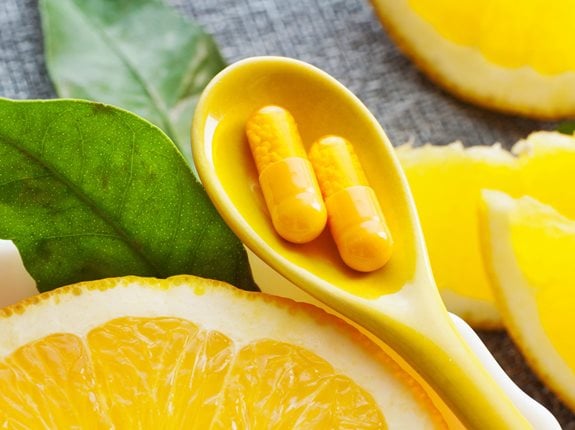 Czym się różni witamina C liposomalna od zwykłej?