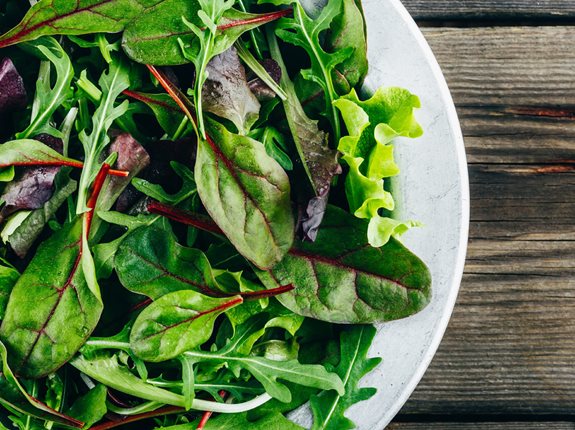 Sposoby na jedzenie większej ilości zielonych warzyw liściastych