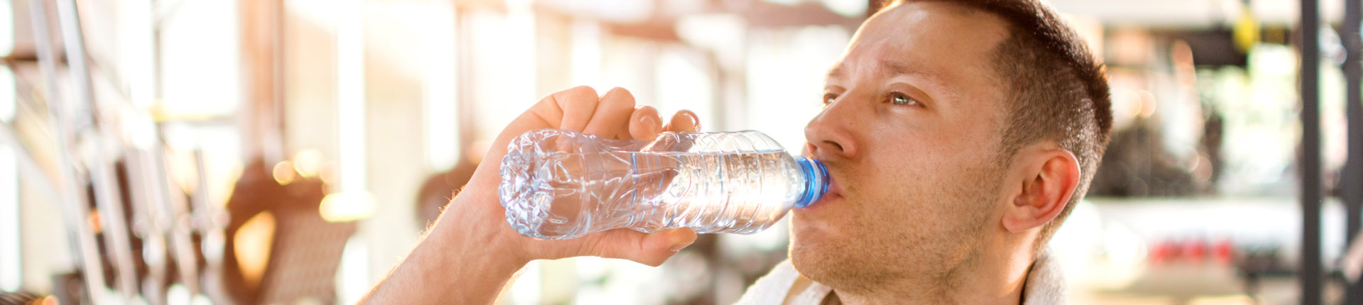 Czy picie wody ma wpływ na pompę mięśniową?