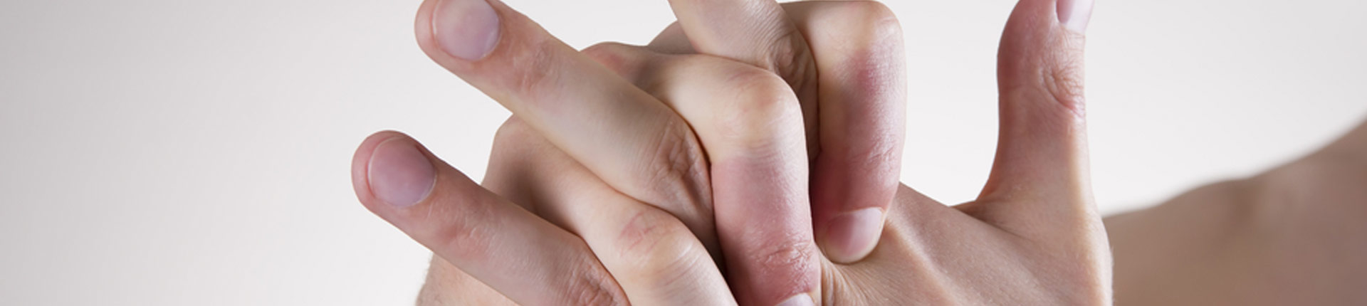 Skurcze palców i stóp - przyczyny i domowe sposoby na skurcze 