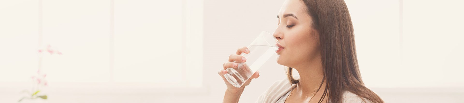 Ile wody powinna pić kobieta w ciąży?