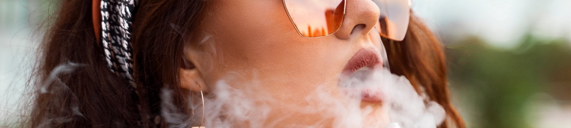 E-papierosy powodują zmiany w mikrobiomie jamy ustnej