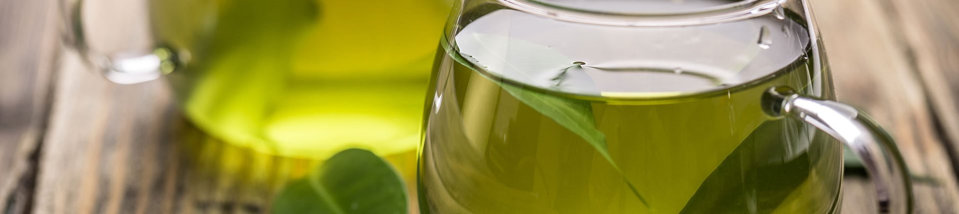 Czy zielona herbata wpływa na nastrój i pracę mózgu?